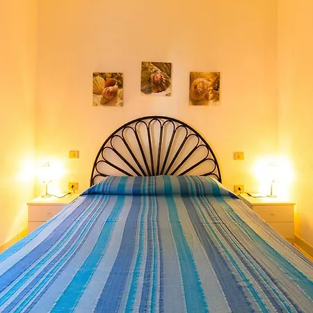 La Ena Apartment *